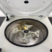 Eppendorf 5810 Centrifuge image 3